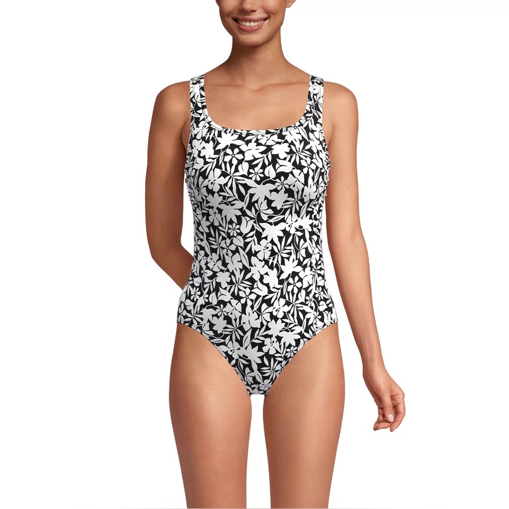 NWT Lands' End Women's Scoop Neck One-Piece Swimsuit